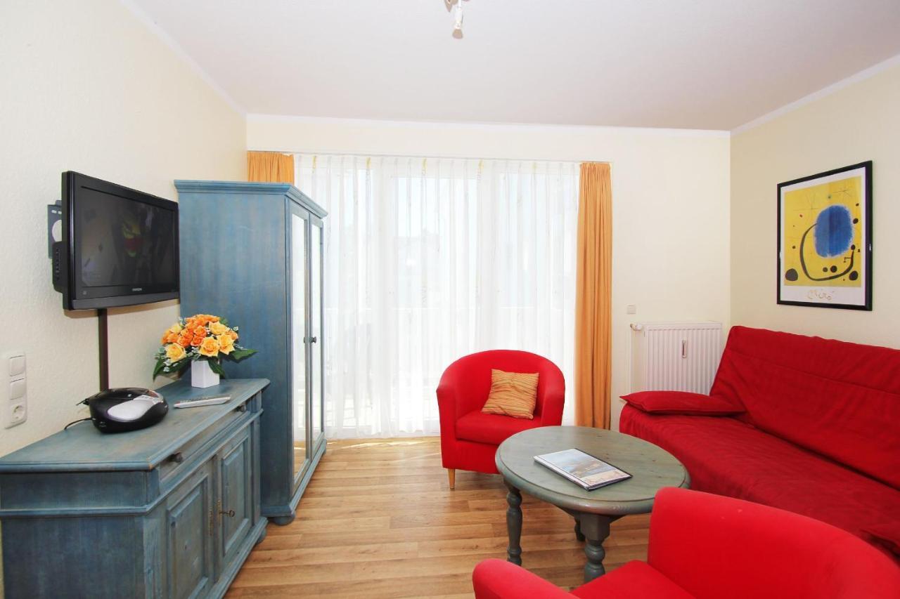 גוהרן Balkon, Gratis Nutzung Vom Ahoi Erlebnisbad Und Sauna In Sellin - Villa Karola Fewo 09 מראה חיצוני תמונה